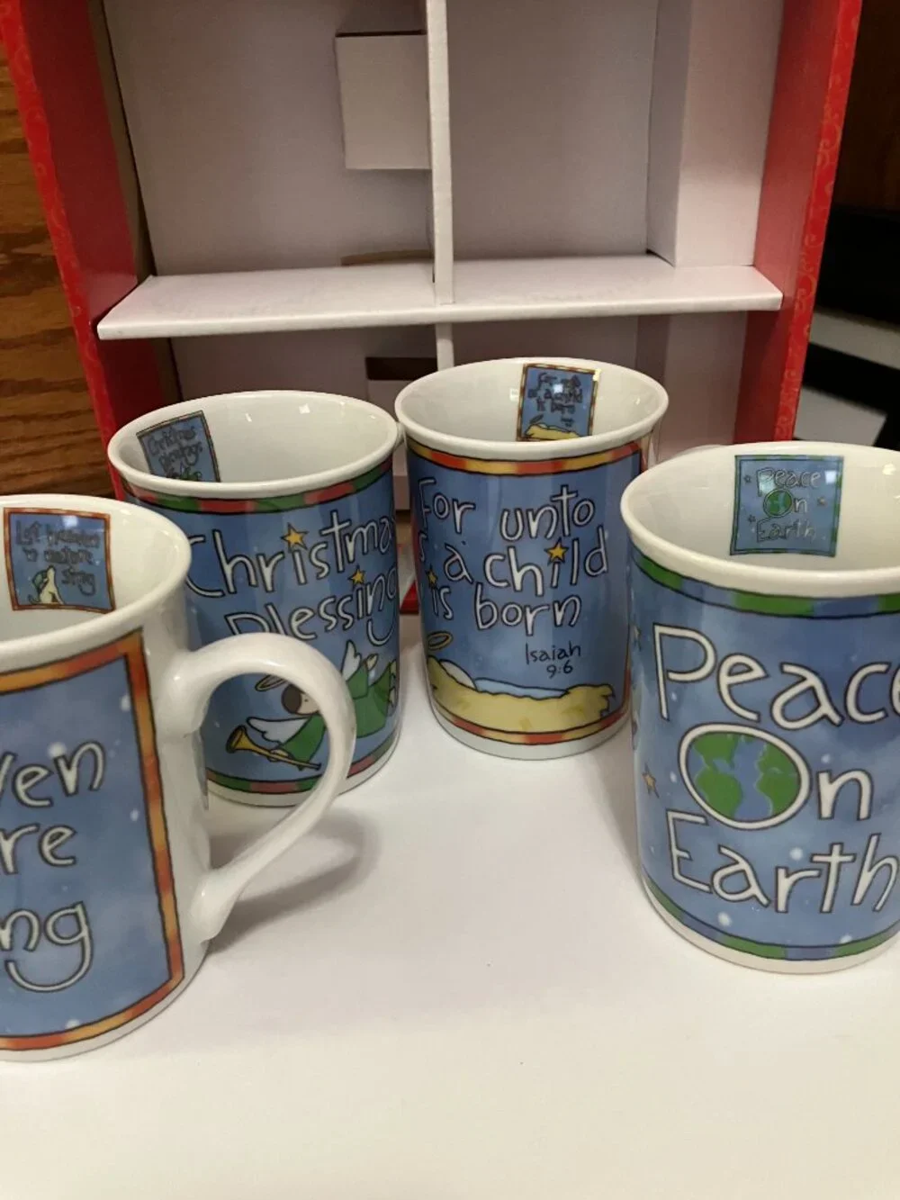 EIGHT Christmas Mugs Brand New in Box TWO boxes of 4 Cups